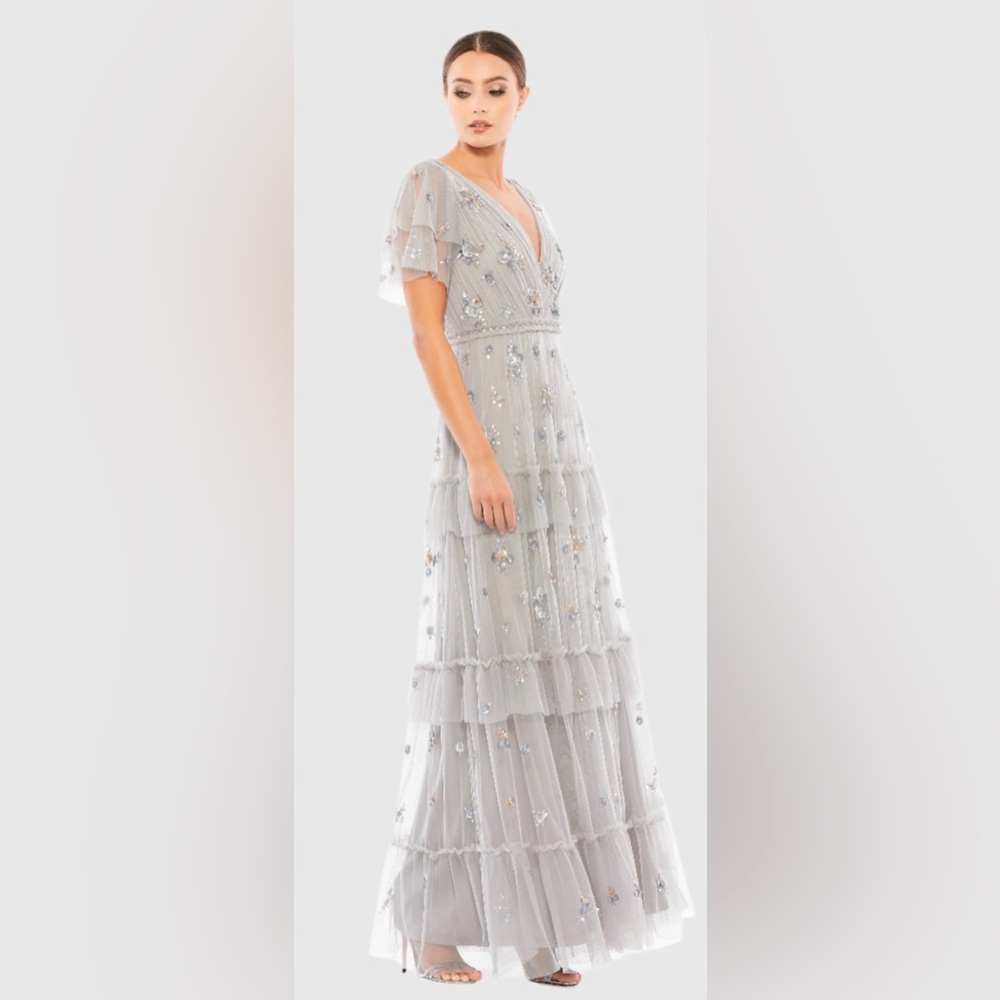 Mac Duggal 9068 NWT Gray Tiered Embellished Flutter Sleeve Gown SZ 2
